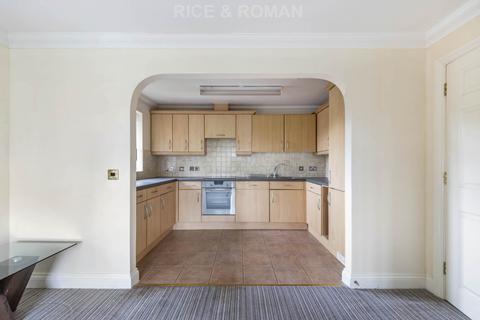 undefined, Firs Close, Esher KT10