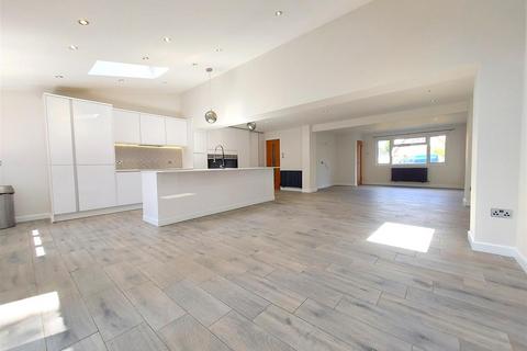 17 Bilberry Close, Stourport-on-severn, DY13 8TL