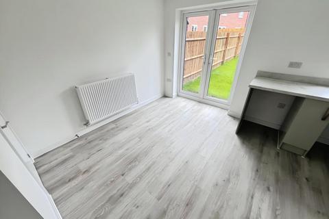 3 bedroom semi-detached house to rent, Peckett Road, Bewdley