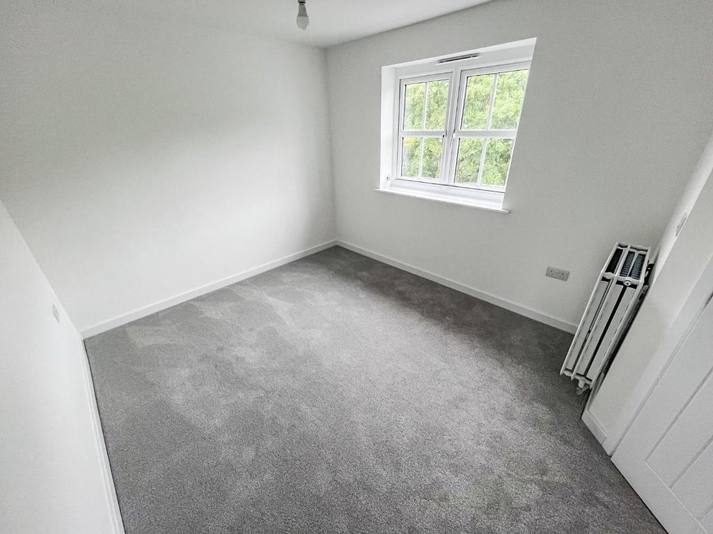 BEDROOM 1.2.jpg