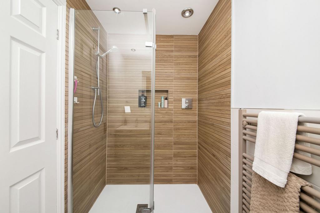 Bedroom one en suite shower room