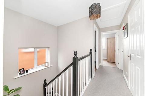 11 All Saints Close, Clayton West, Huddersfield, HD8 9TS