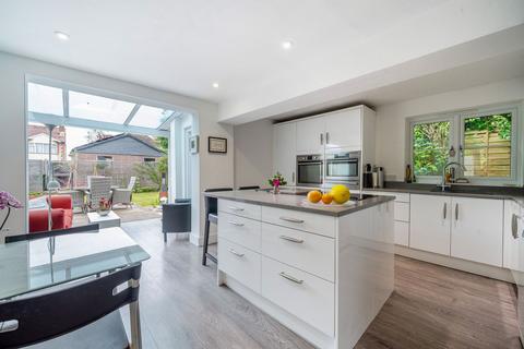 6 High Path, Easebourne, Midhurst, GU29 9BD
