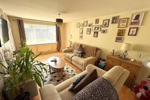 10 Warkton Way, Corby, NN17 2QR