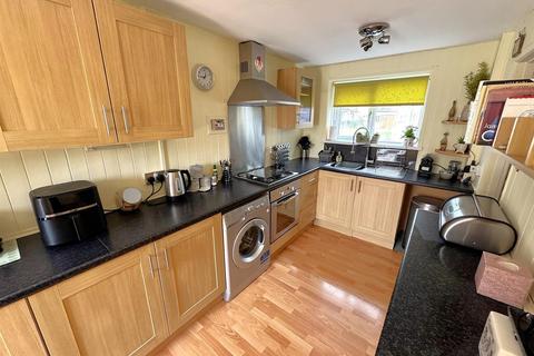 10 Warkton Way, Corby, NN17 2QR