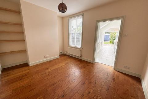 81 Shipston Road, Stratford-upon-avon, CV37 7LW
