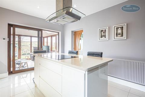 6 Linden Crescent, Stocksbridge, Sheffield, S36 1DF