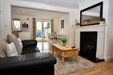 3 bedroom terraced house for sale, Ducks Farm Close, Kirby Misperton YO17