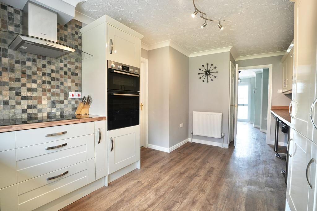 Kitchen/Breakfast Room