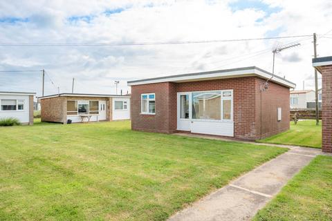 2 bedroom chalet for sale, Coast Road, Walcott