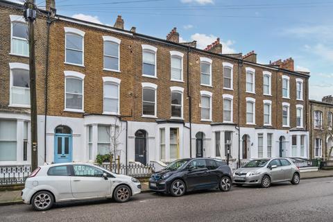 1 bedroom flat for sale, Cheverton Road, Highgate, London, N19