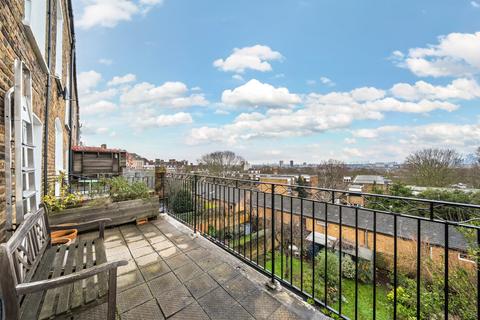 1 bedroom flat for sale, Cheverton Road, Highgate, London, N19