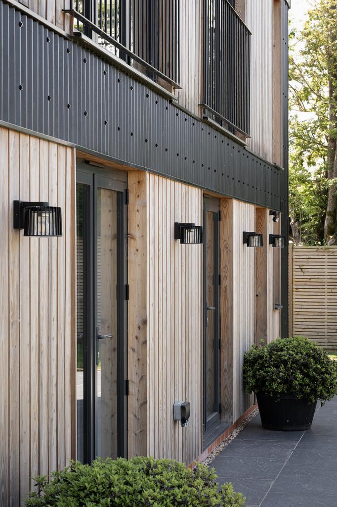 286797 - Bramley Barn ph45 copy.jpg