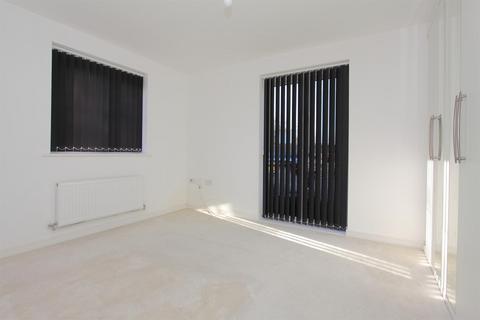 1 Burden Drive, Bishopdown, Salisbury, SP1 3QG