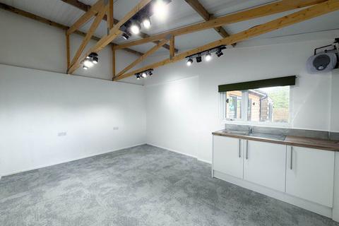 Studio to rent, Willow Tree Hub, Willsbridge