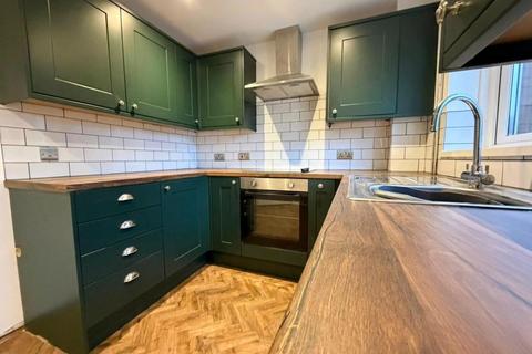 undefined, 5 Ffordd Y Gamlas, Gowerton Swansea