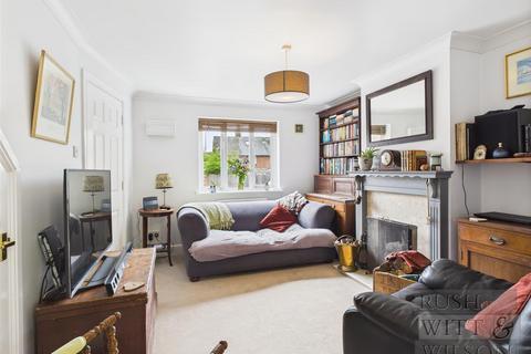 3 bedroom semi-detached house for sale, Abbey Mews, Robertsbridge