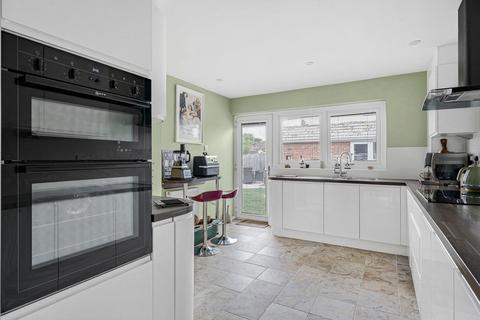 13 Hardings, Chalgrove, Oxford, OX44 7TJ