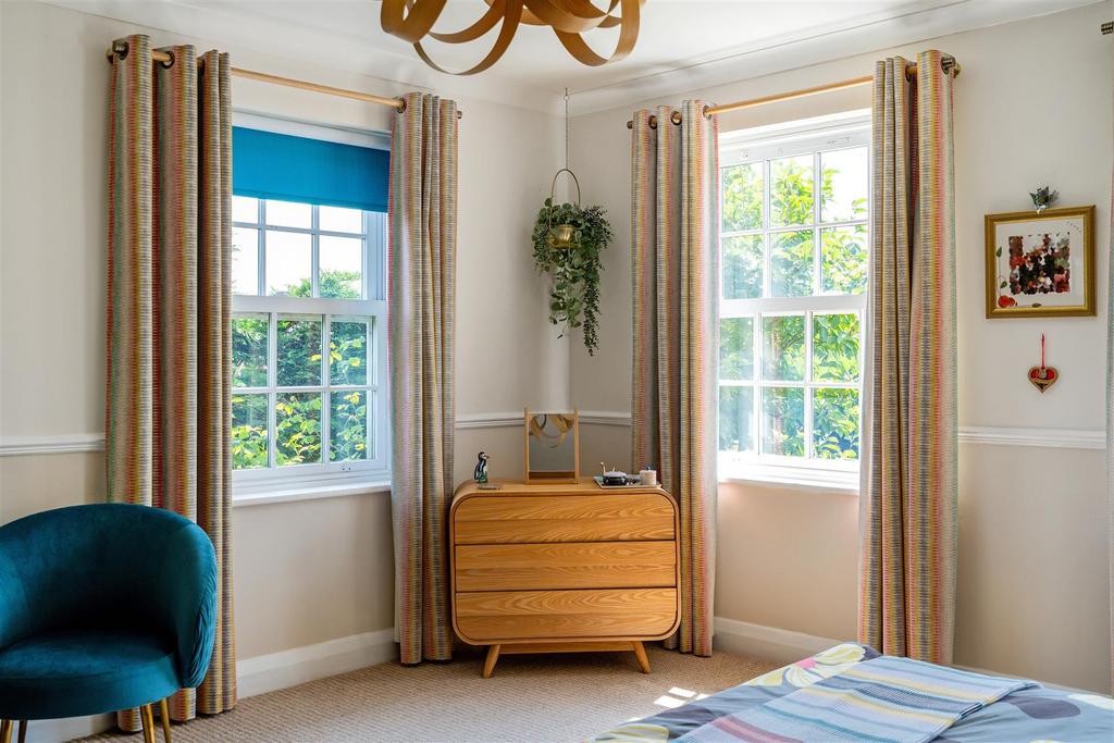 96431 Broadlands 3 Hill Wootton Road Leek Wootton