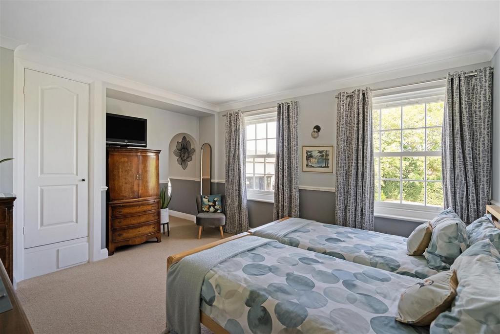 96431 Broadlands 3 Hill Wootton Road Leek Wootton