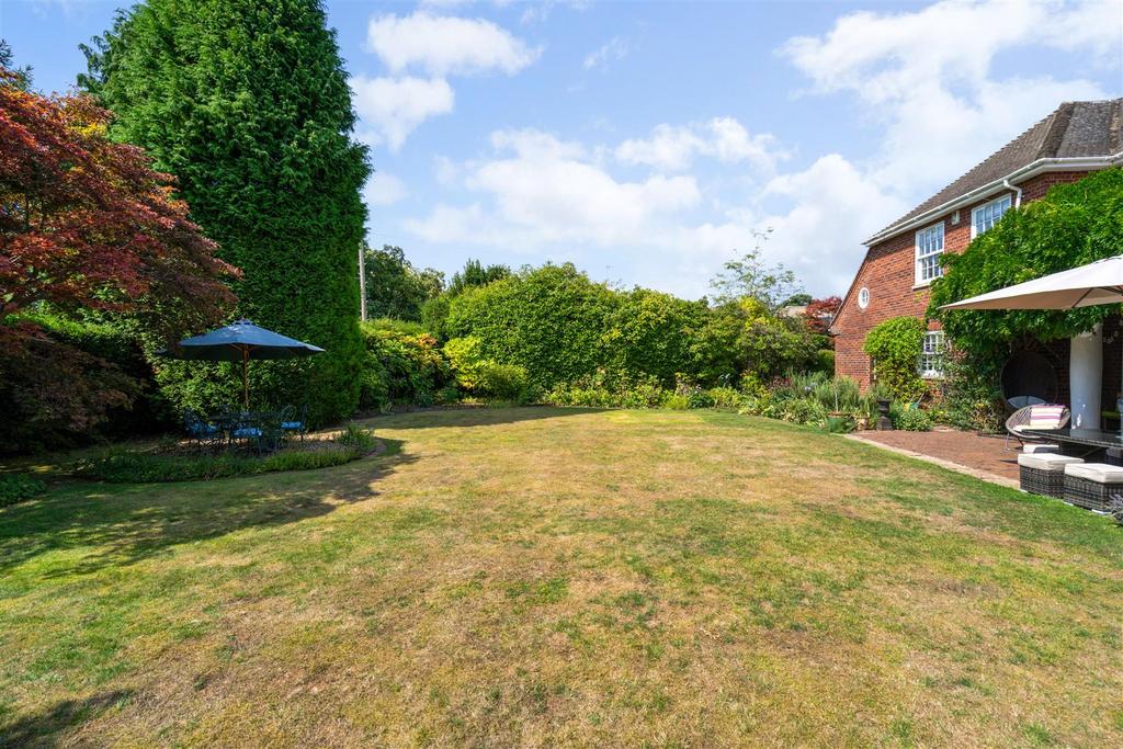 96431 Broadlands 3 Hill Wootton Road Leek Wootton