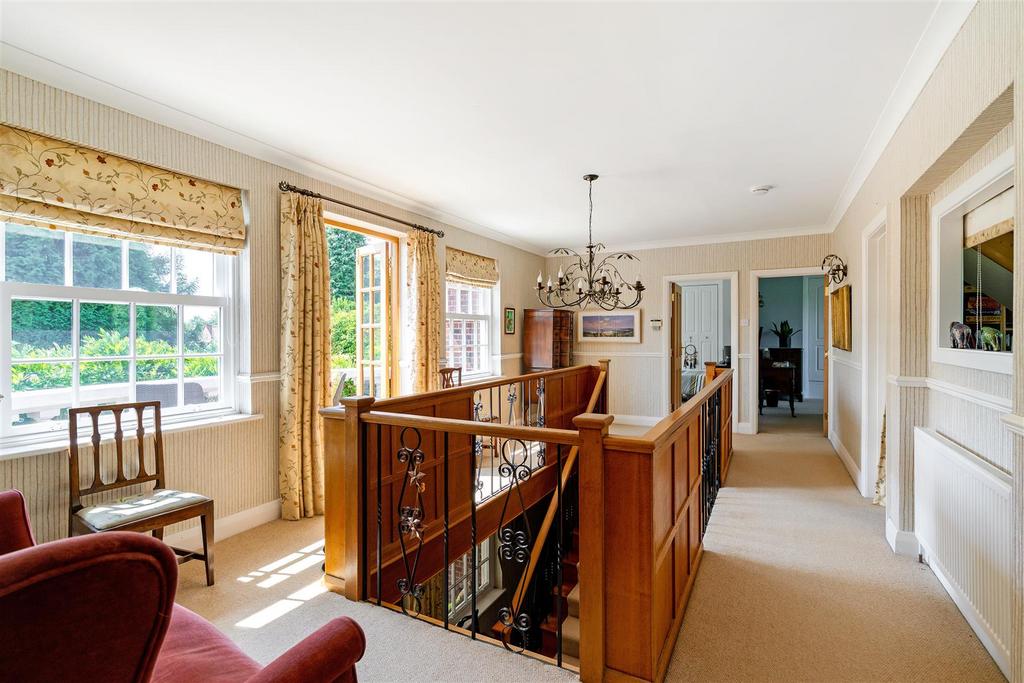 96431 Broadlands 3 Hill Wootton Road Leek Wootton