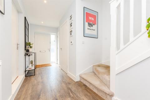 3 bedroom semi-detached house for sale, Glenway road, Rochester, Kent