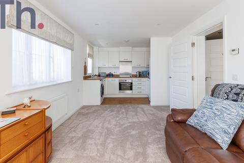 1 bedroom flat for sale, Lupin House, Newport PO30
