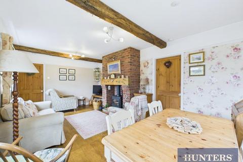 2 bedroom detached bungalow for sale, Sands Lane, Barmston, Driffield