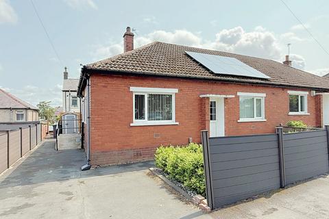 2 bedroom bungalow for sale, Speeton Avenue, Horton Bank Top, Bradford, BD7