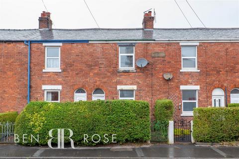 12 Dunkirk Lane, Leyland, PR25 1TU