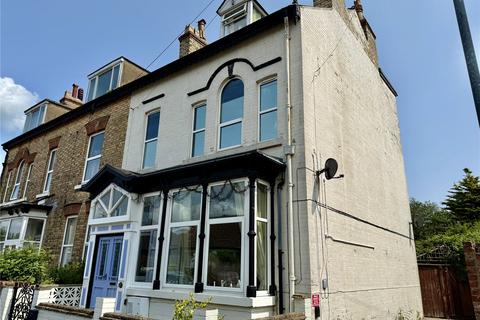 7 bedroom semi-detached house for sale, Trinity Avenue, Bridlington, East Riding of Yorkshire, YO15