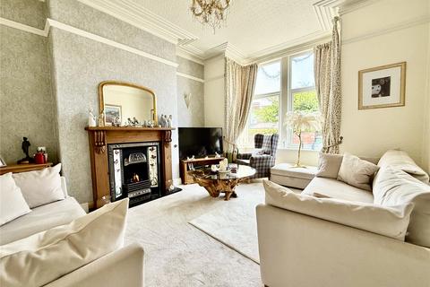 7 bedroom semi-detached house for sale, Trinity Avenue, Bridlington, East Riding of Yorkshire, YO15