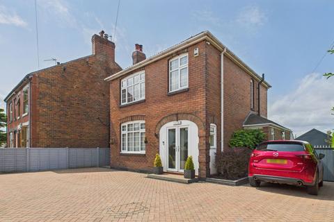 4 bedroom detached house for sale, Chapel Lane, Stoke-on-trent ST7