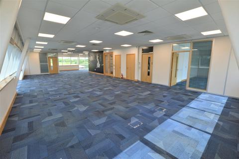 Office to rent, Hornbeam Park Ave Harrogate HG2 8RE