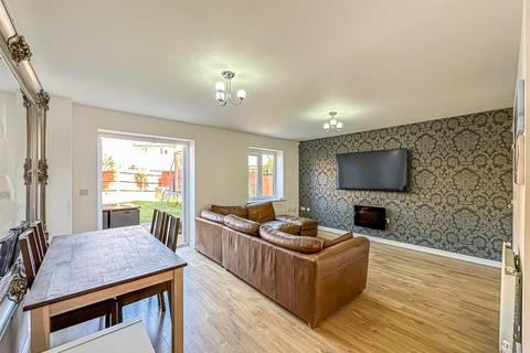 22 Oldmead Close, Romford, RM3 9FH