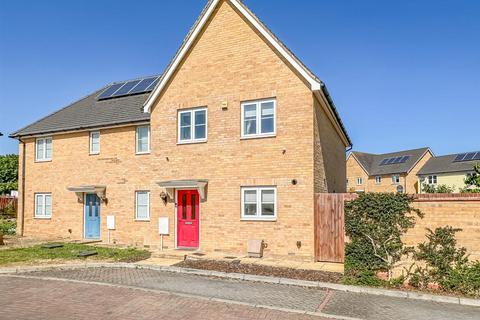 22 Oldmead Close, Romford, RM3 9FH