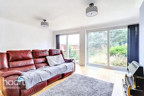 7 Fernlea Close, Cambridge, CB1 9LW
