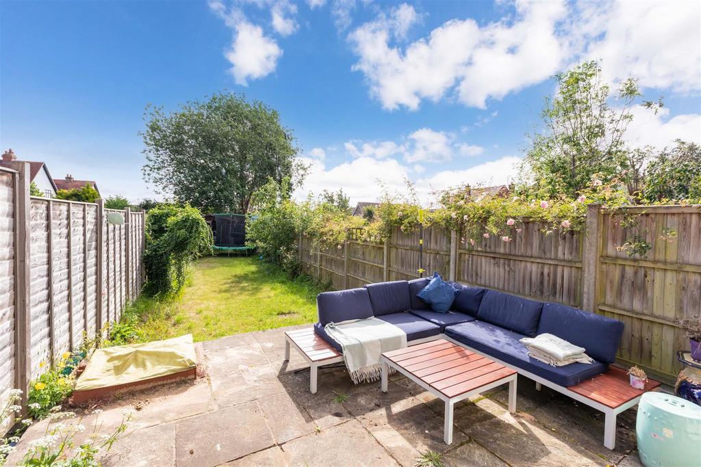 4 Furze Road-1.jpg