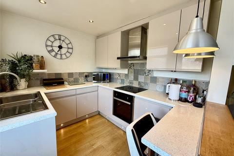 2 bedroom semi-detached bungalow for sale, Lindale Avenue, Thornham, Royton, Oldham, OL2