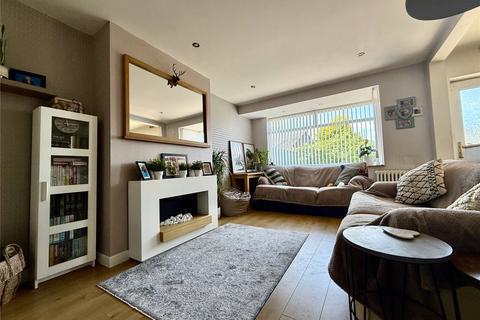 2 bedroom semi-detached bungalow for sale, Lindale Avenue, Thornham, Royton, Oldham, OL2