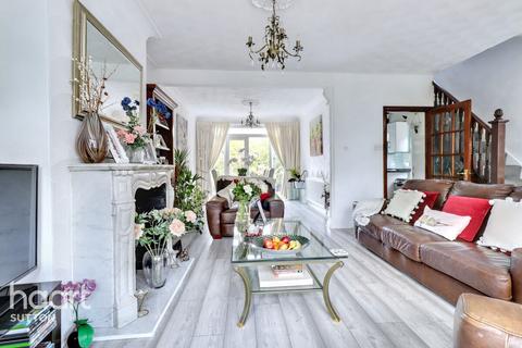 3 bedroom semi-detached house for sale, Midway, Sutton