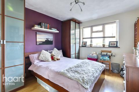 3 bedroom semi-detached house for sale, Midway, Sutton
