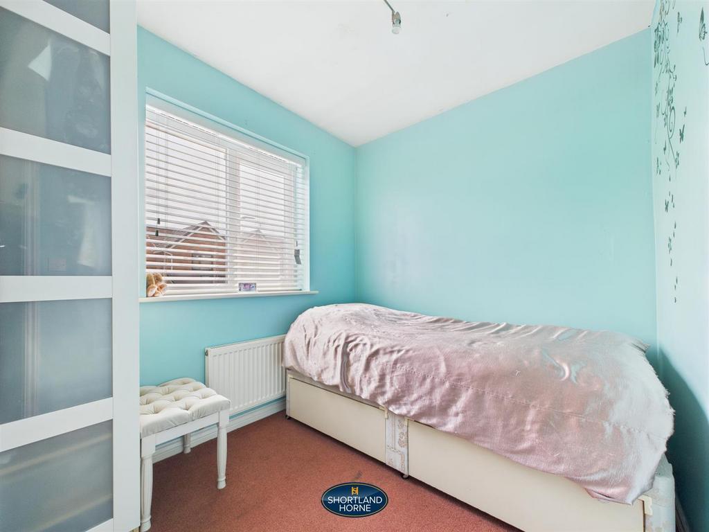 CAM01906 G0-PR0494-STILL016.jpg