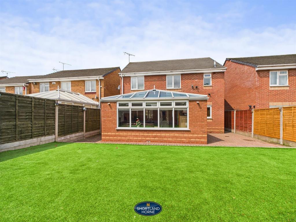 CAM01906 G0-PR0494-STILL021.jpg