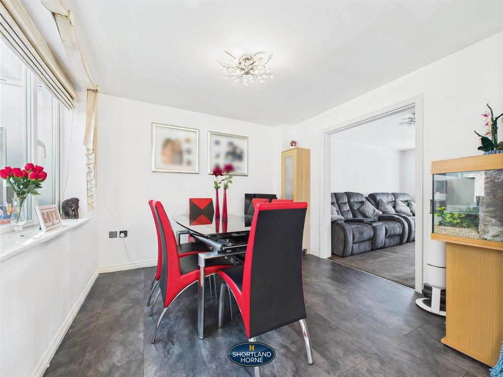 CAM01906 G0-PR0494-STILL006.jpg