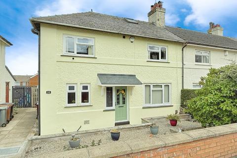 Wolley Avenue, Leeds