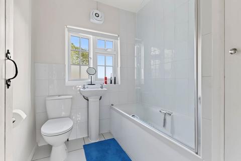 2 bedroom end of terrace house for sale, Springhead, Baldock SG7