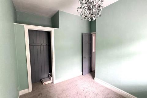 108 Whitegate Lane, Chadderton, Oldham, OL9 8RP