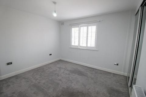 19 Lound Road, Sheffield, S9 4BH
